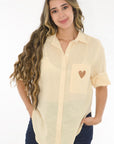 Camisera corazon amarillo