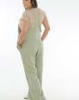 Jumper tipo overall Cargadera nudo verde