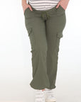 Pantalon cargo jareta tiro bajo verde